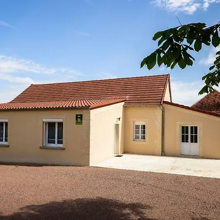 Gîtes de Valigny Hébergement de vacances *